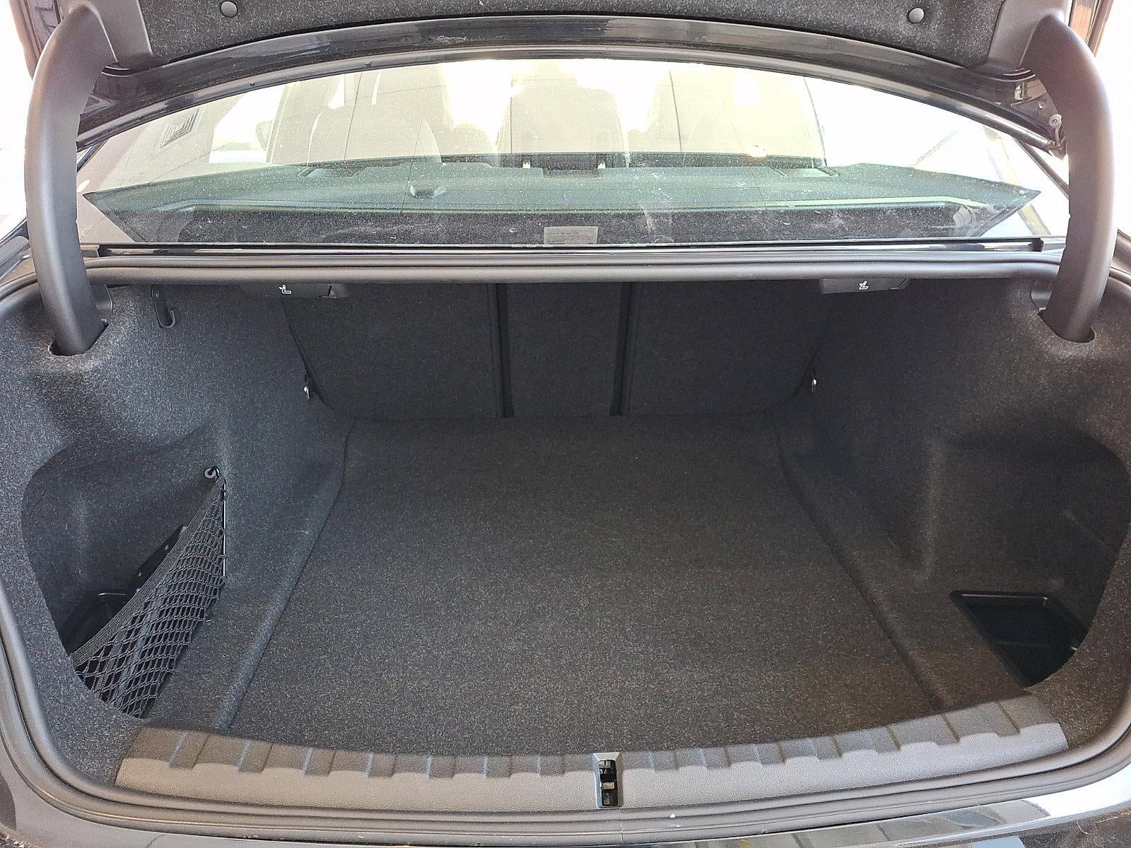 2025 BMW 330i xDrive Sedan