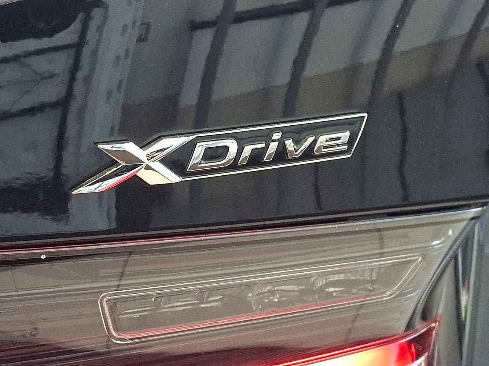 2025 BMW 330i xDrive Sedan