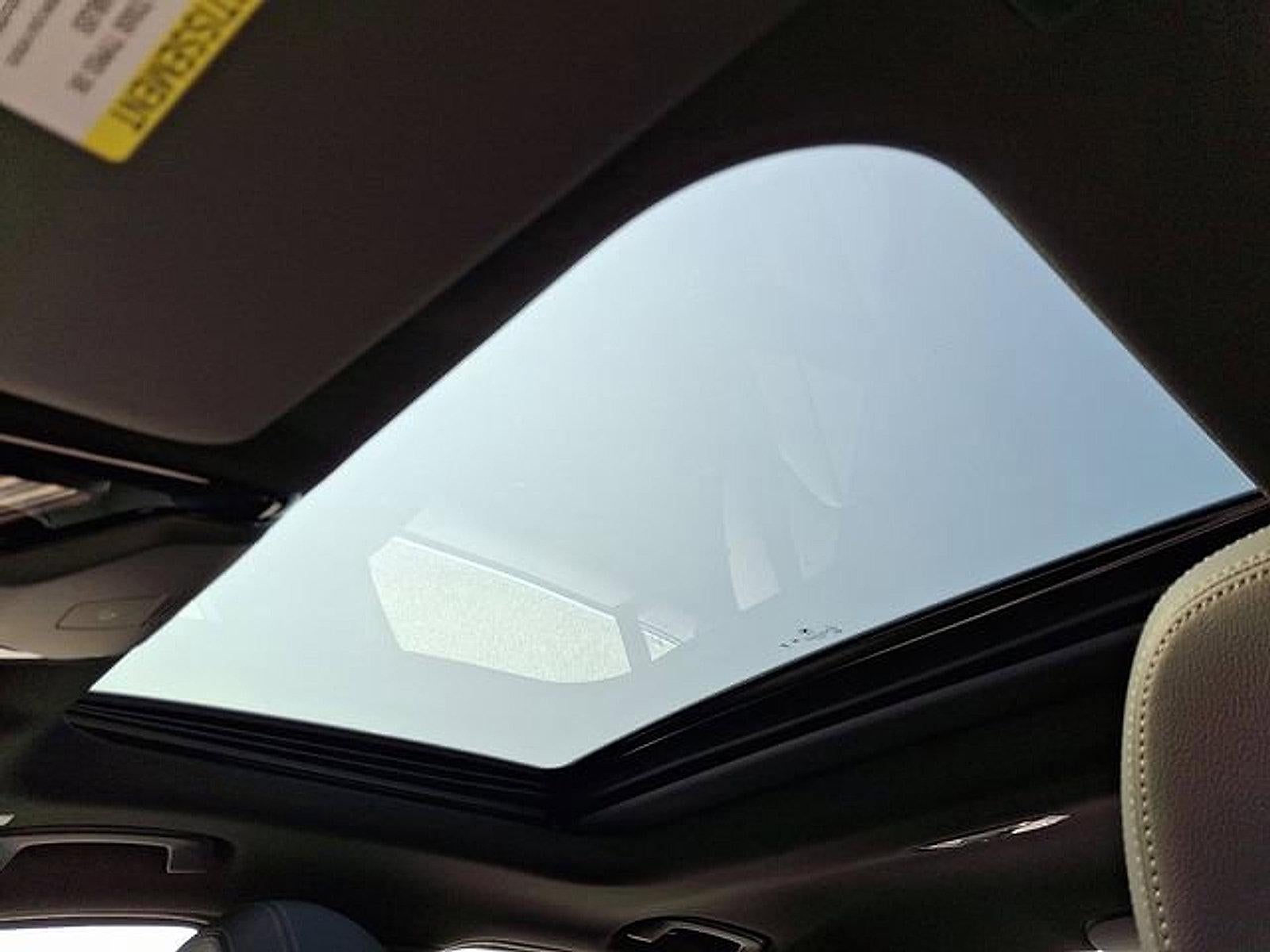 2025 BMW 330i xDrive Sedan