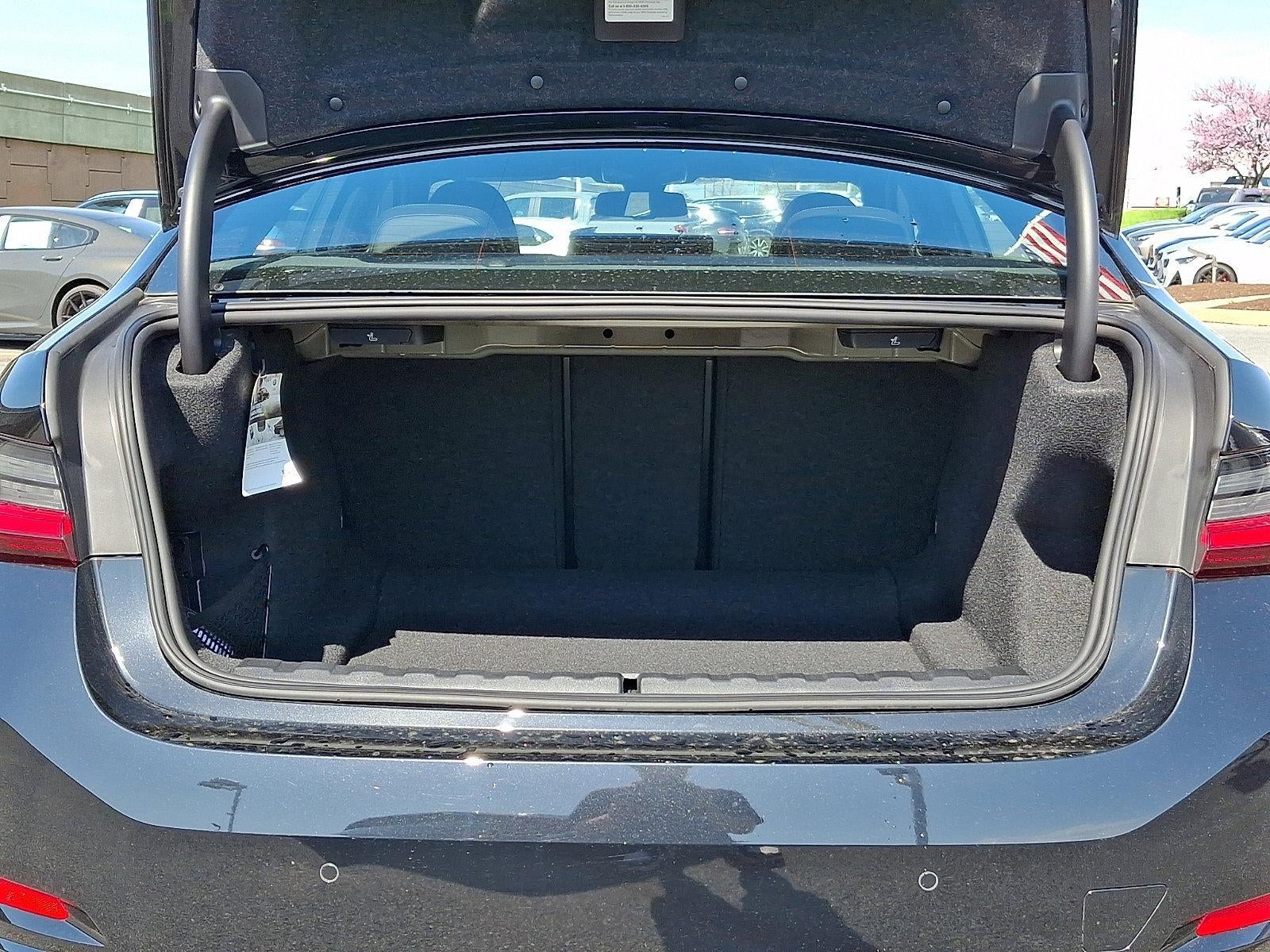 2025 BMW 330i xDrive Sedan