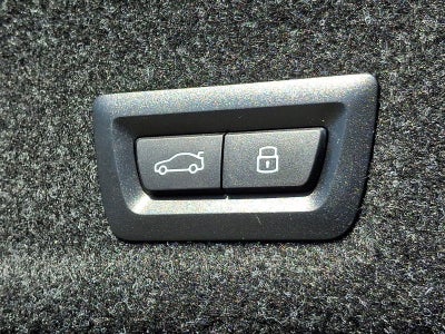 2025 BMW 330i xDrive Sedan