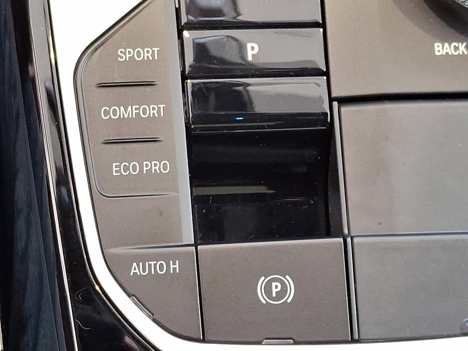 2024 BMW 330i xDrive Sedan