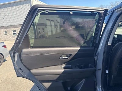 2025 Nissan Pathfinder Platinum 4WD