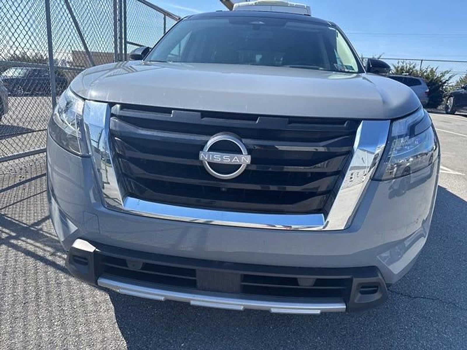 2025 Nissan Pathfinder Platinum 4WD