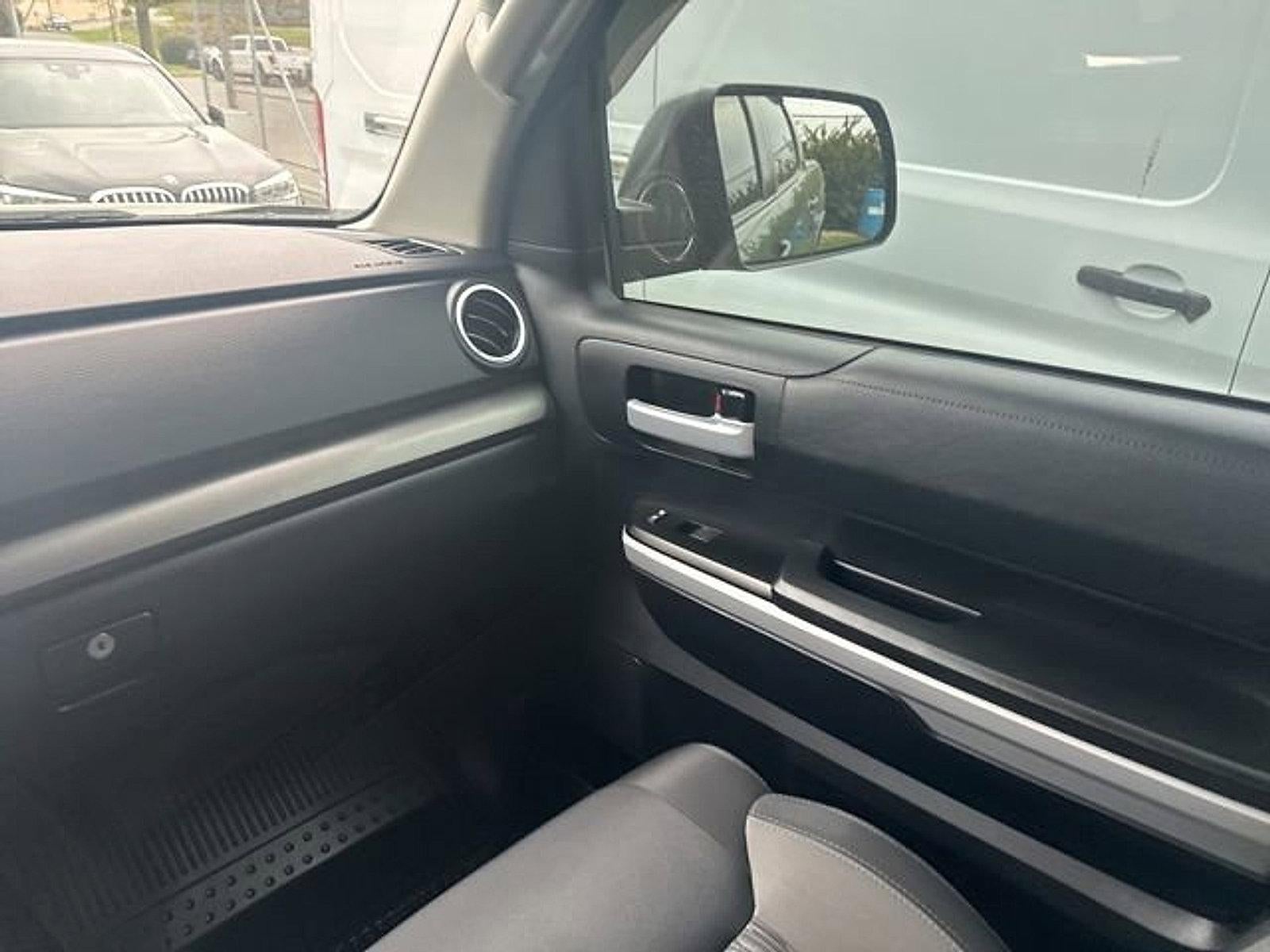 2021 Toyota Tundra 4WD 4WD SR5 CrewMax 5.5' Bed 5.7L (SE)