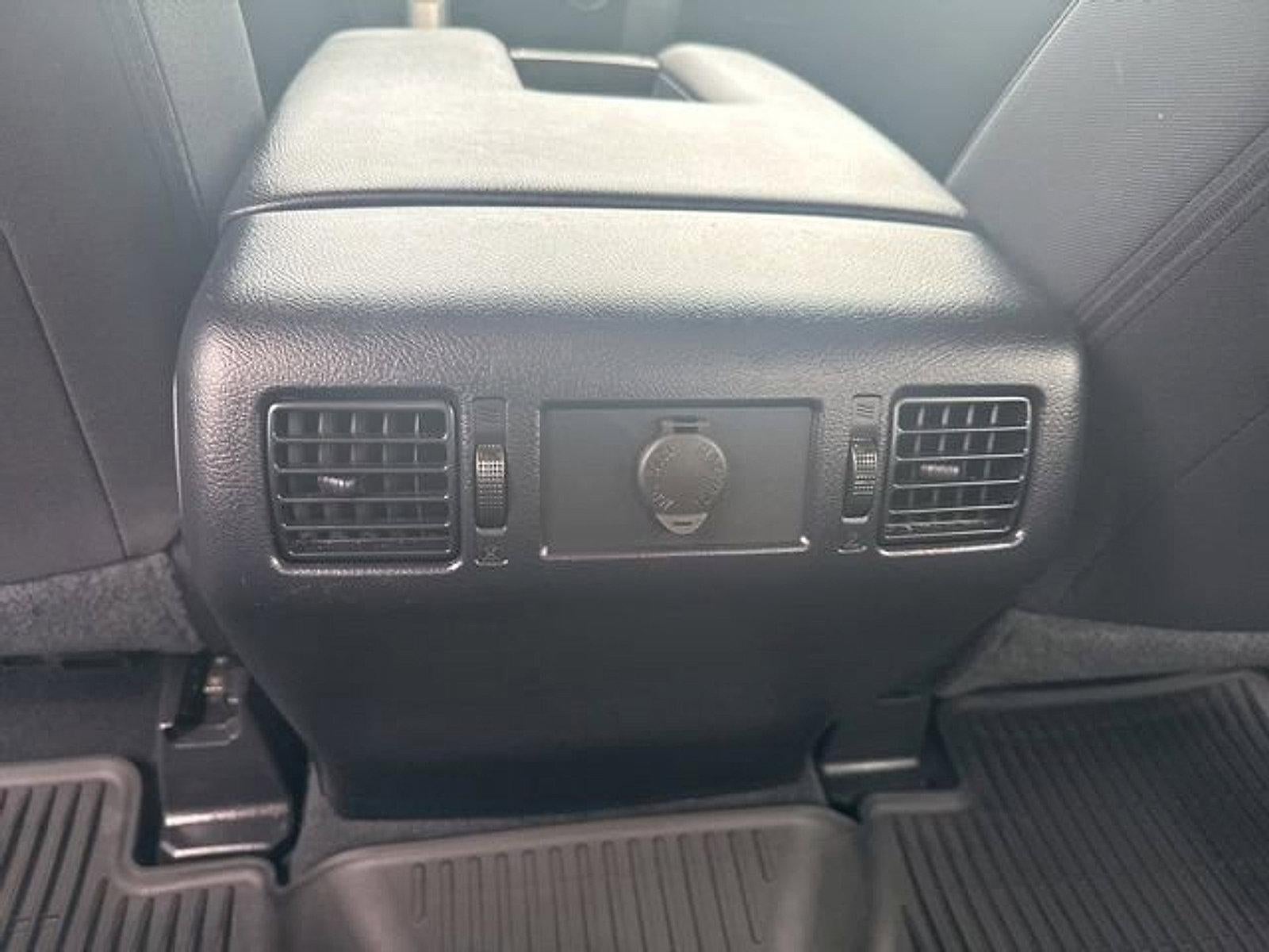 2021 Toyota Tundra 4WD 4WD SR5 CrewMax 5.5' Bed 5.7L (SE)