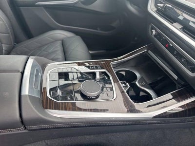 2023 BMW X7 xDrive40i Sports Activity Vehicle