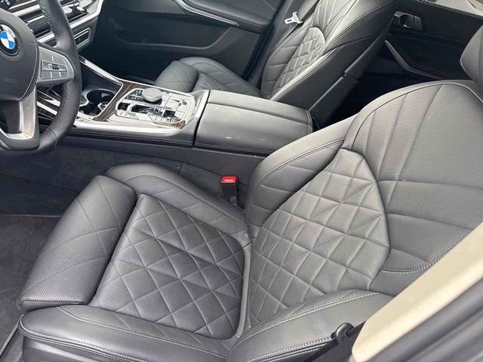 2023 BMW X7 xDrive40i Sports Activity Vehicle