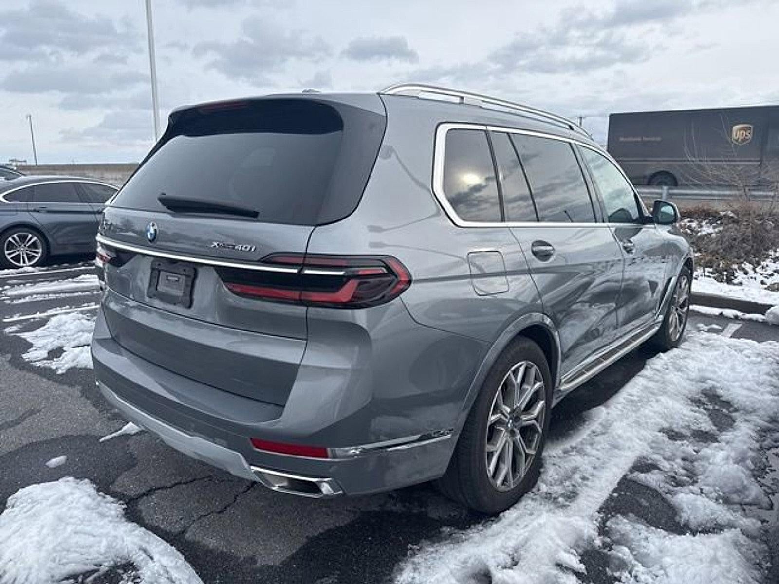 2023 BMW X7 xDrive40i Sports Activity Vehicle