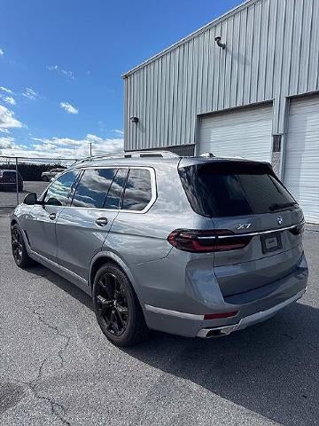 2025 BMW X7 xDrive40i Sports Activity Vehicle