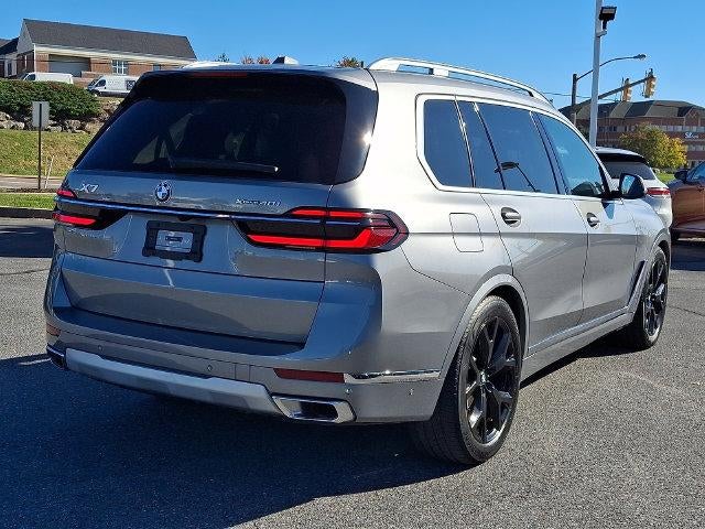 2025 BMW X7 xDrive40i Sports Activity Vehicle