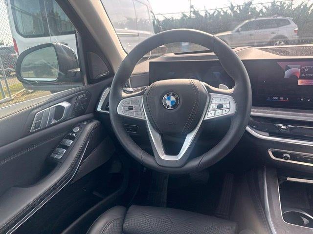 2026 BMW X7 xDrive40i Sports Activity Vehicle