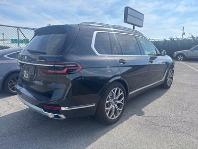 2026 BMW X7 xDrive40i Sports Activity Vehicle