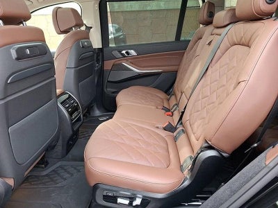 2026 BMW X7 xDrive40i Sports Activity Vehicle