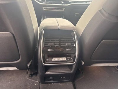 2024 BMW X7 xDrive40i Sports Activity Vehicle