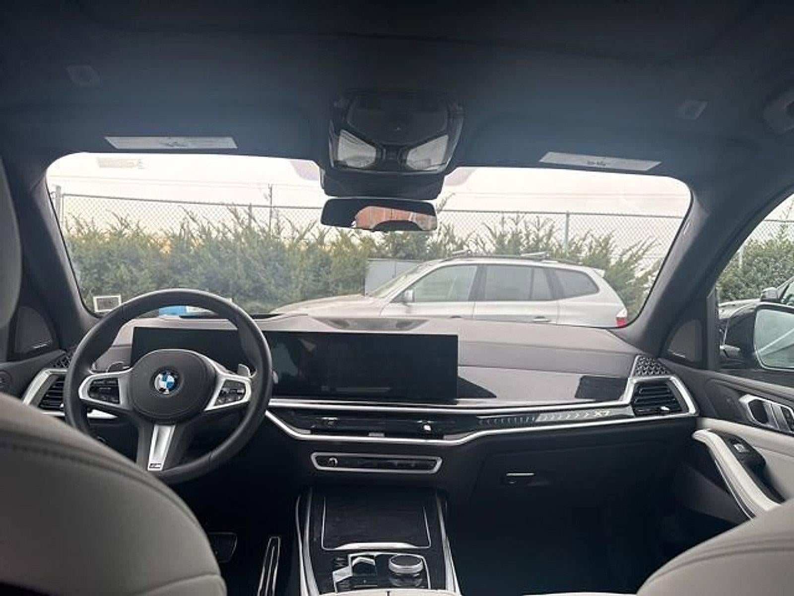 2024 BMW X7 xDrive40i Sports Activity Vehicle