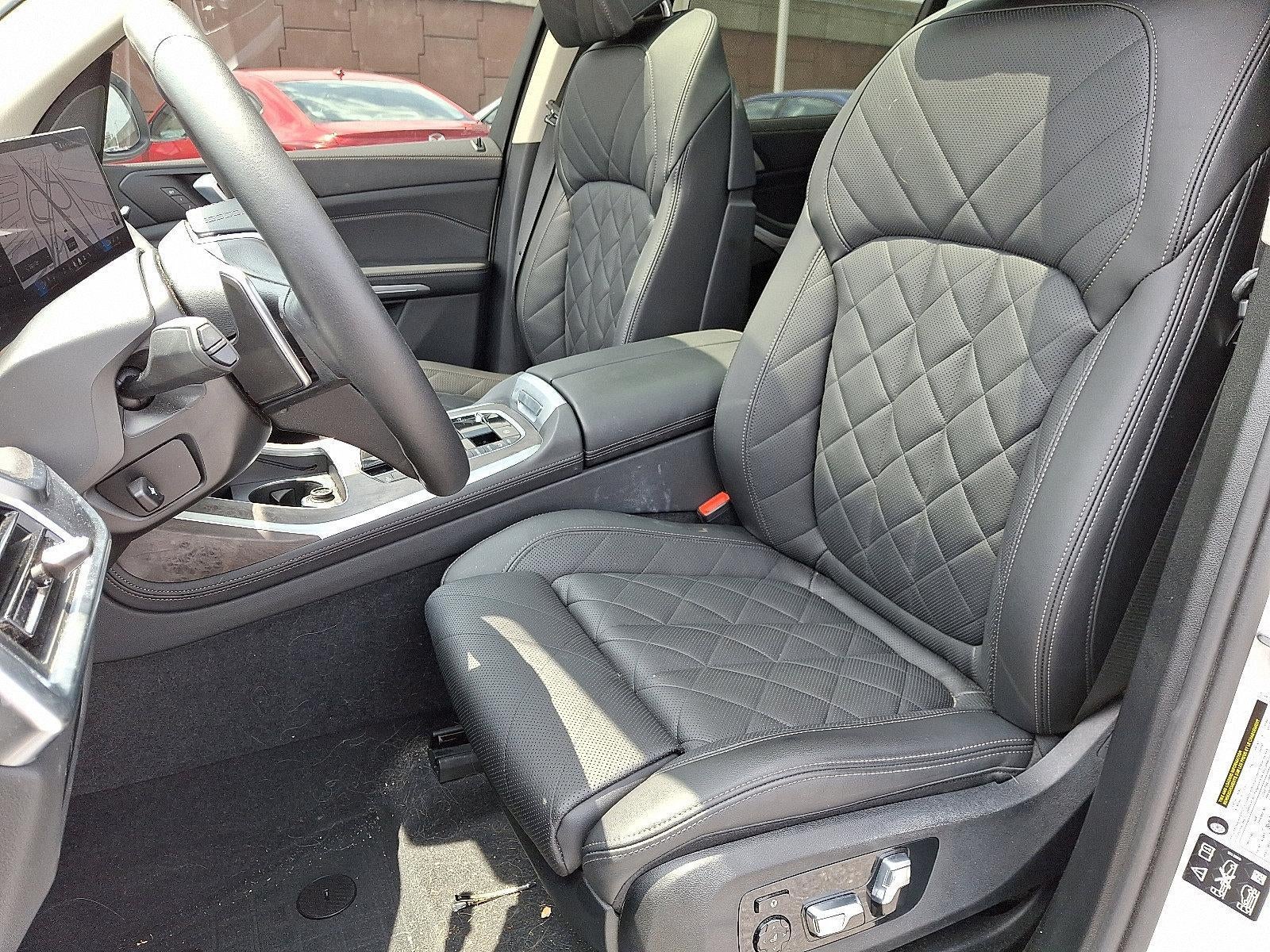 2024 BMW X7 xDrive40i Sports Activity Vehicle