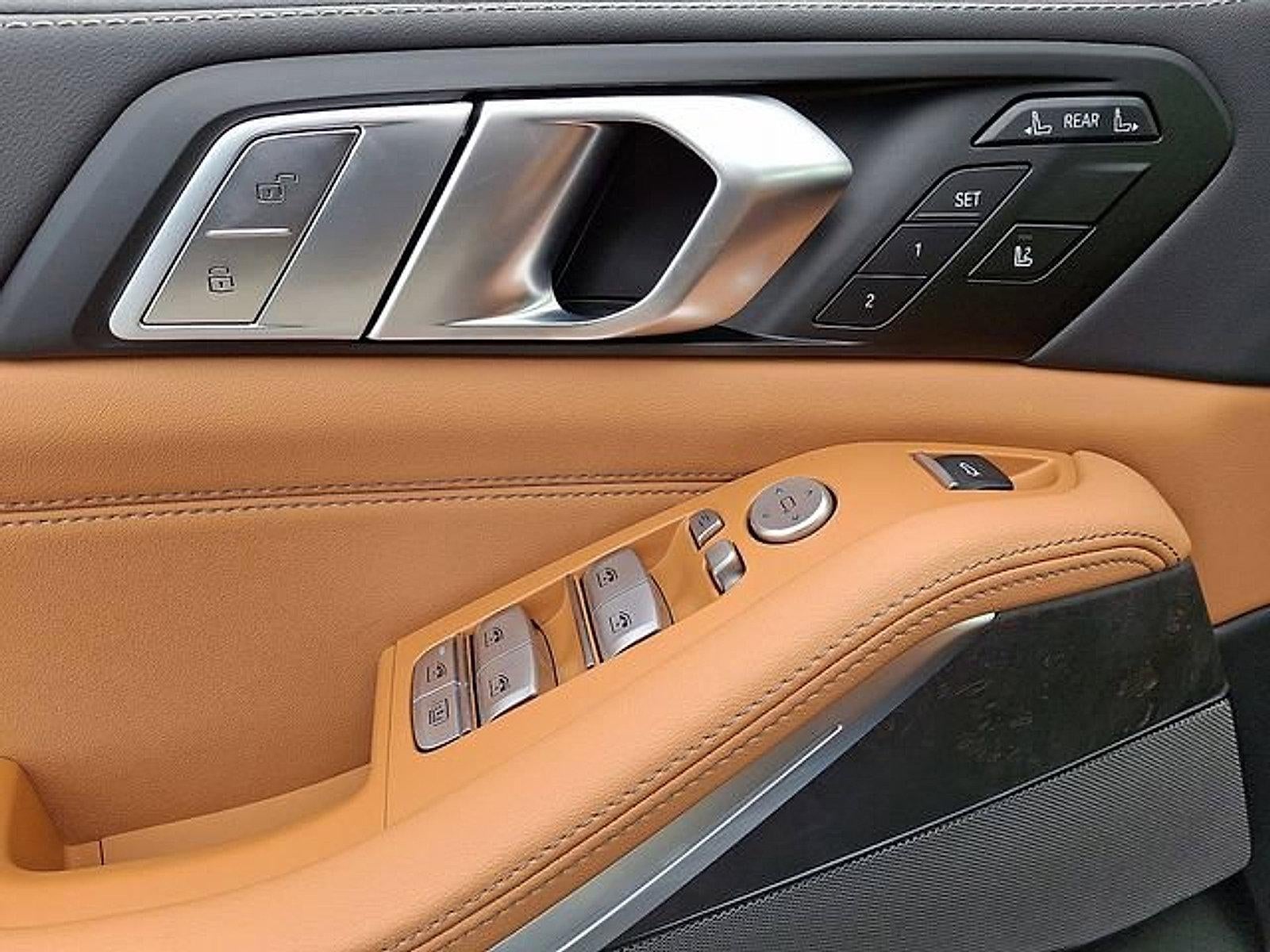 2026 BMW X7 xDrive40i Sports Activity Vehicle