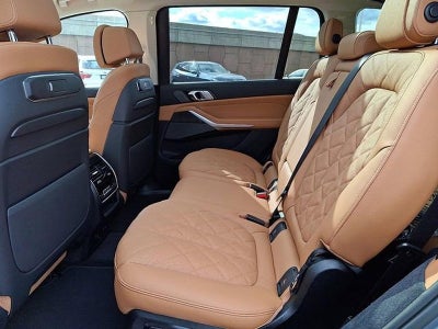 2026 BMW X7 xDrive40i Sports Activity Vehicle