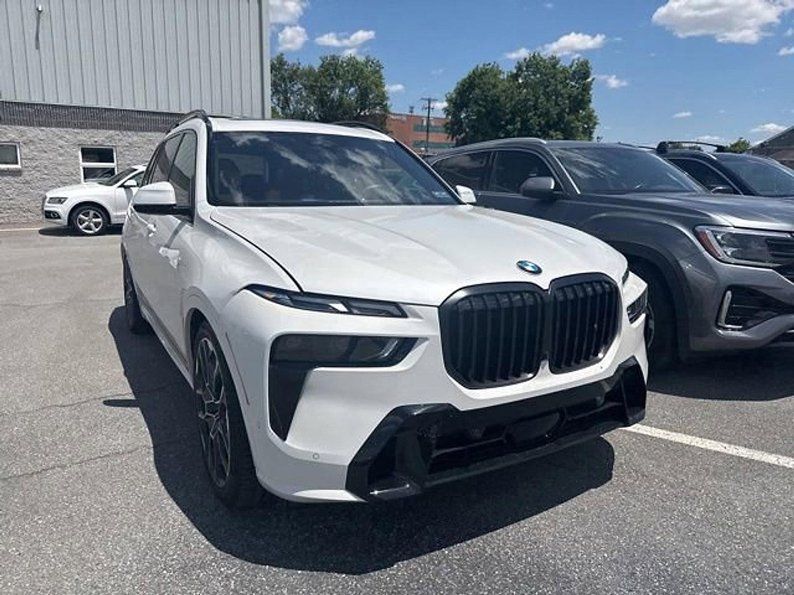 2026 BMW X7 xDrive40i Sports Activity Vehicle