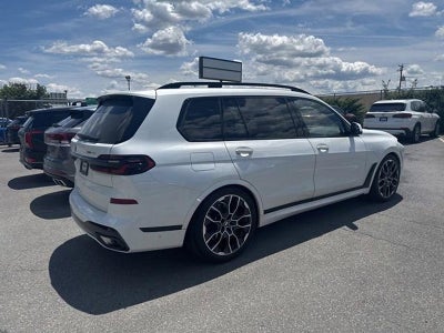 2026 BMW X7 xDrive40i Sports Activity Vehicle