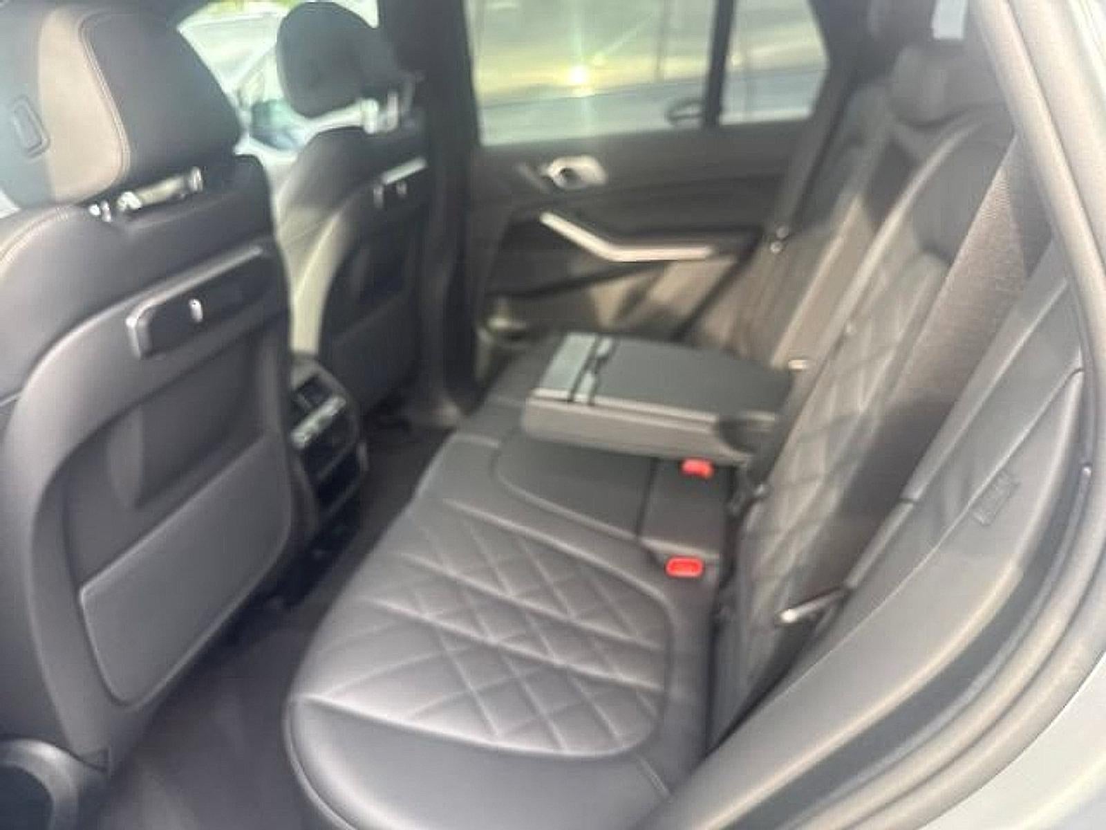 2025 BMW X5 xDrive40i Sports Activity Vehicle
