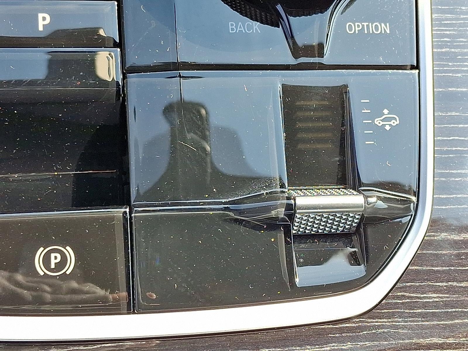 2025 BMW X7 M60i Sports Activity Vehicle