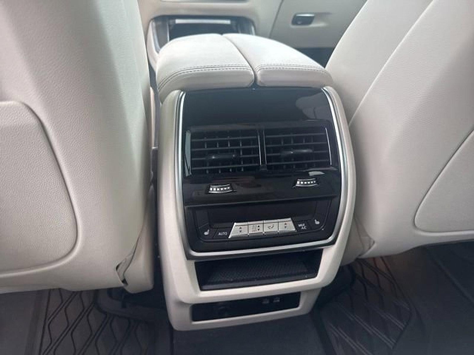 2025 BMW X5 M60i Sports Activity Vehicle
