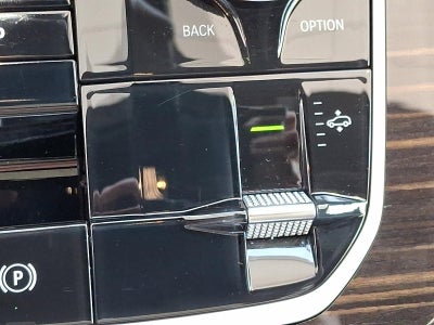 2025 BMW X5 xDrive50e Plug-In Hybrid