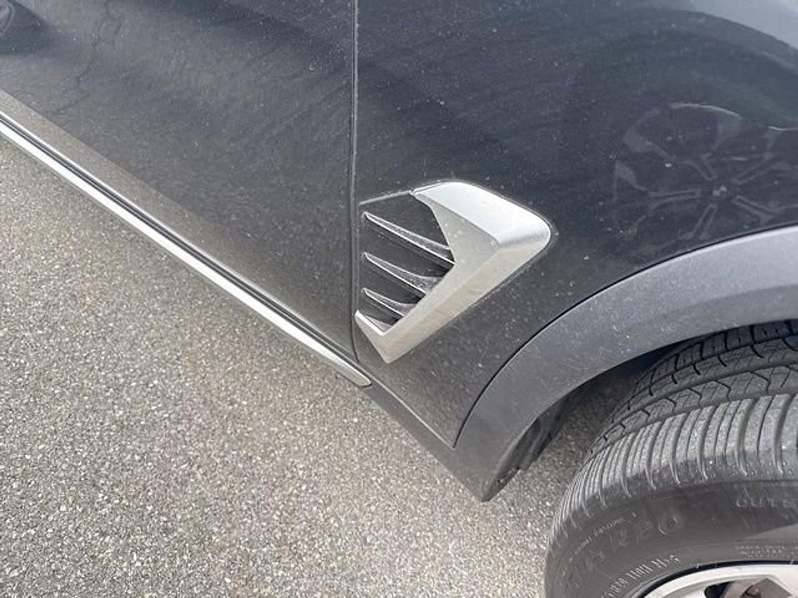 2025 BMW X5 xDrive50e Plug-In Hybrid