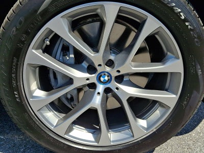 2025 BMW X5 xDrive50e Plug-In Hybrid