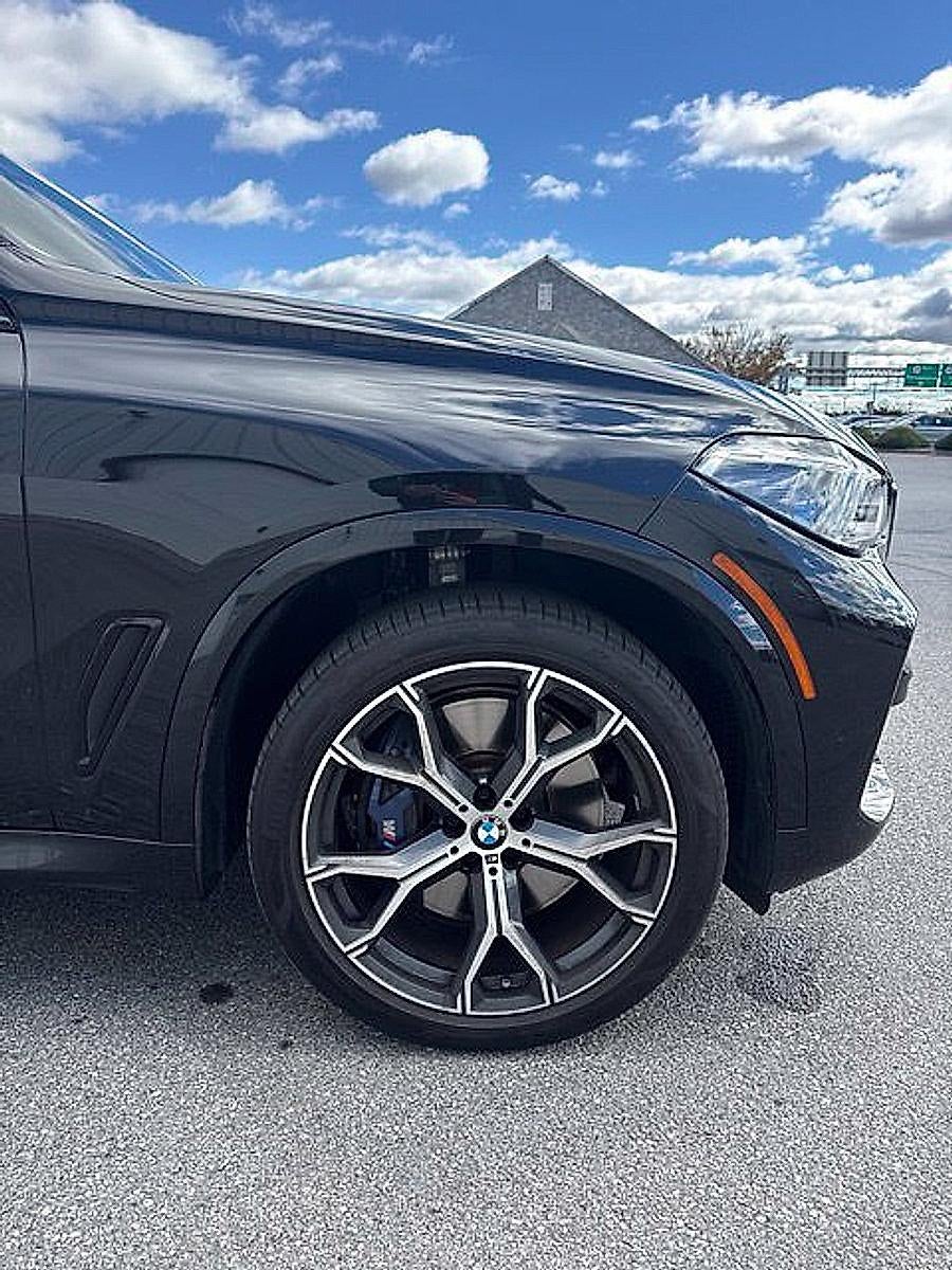 2023 BMW X5 M50i Sports Activity Vehicle