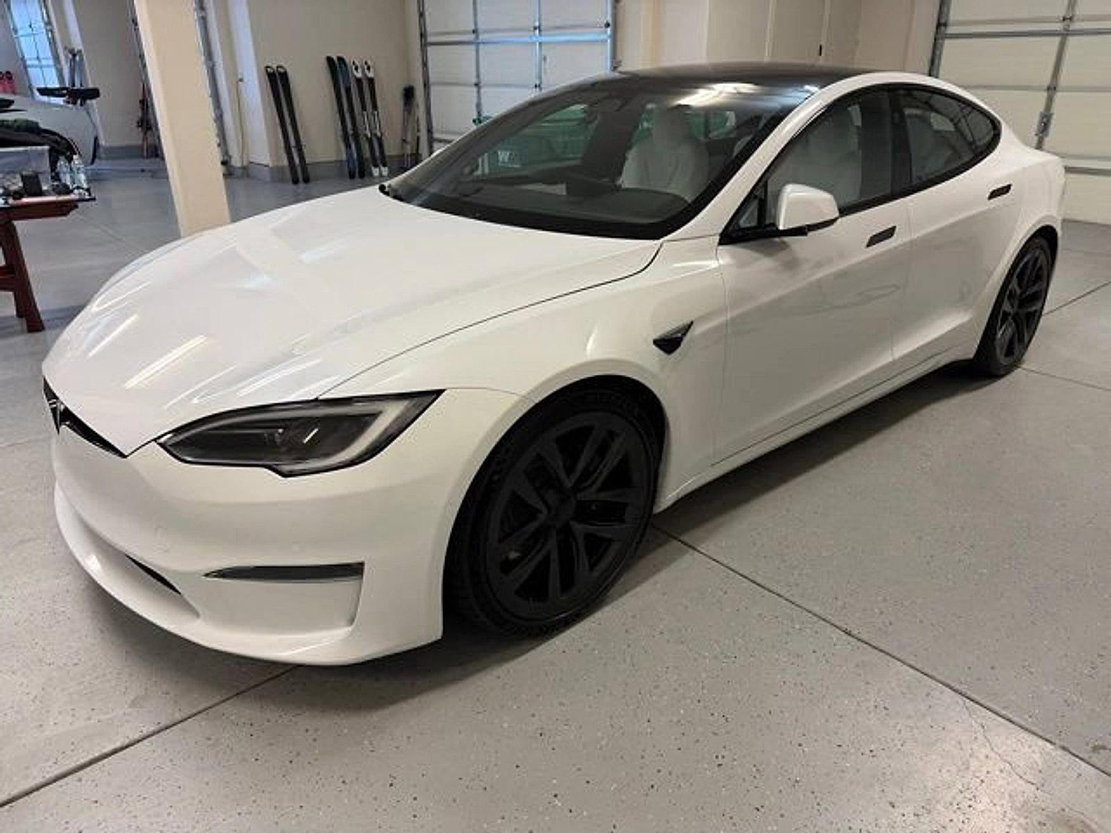 2023 Tesla Model S Plaid AWD