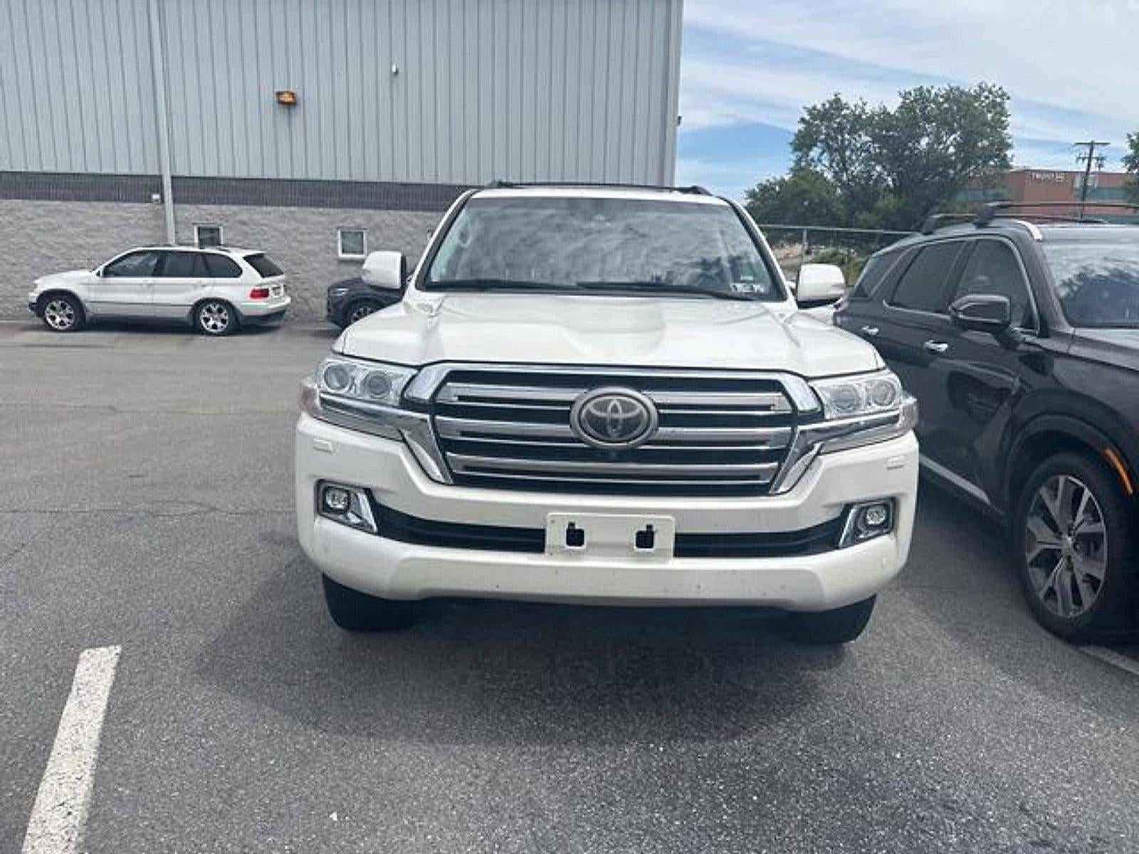 2016 Toyota Land Cruiser 4dr 4WD (GS)