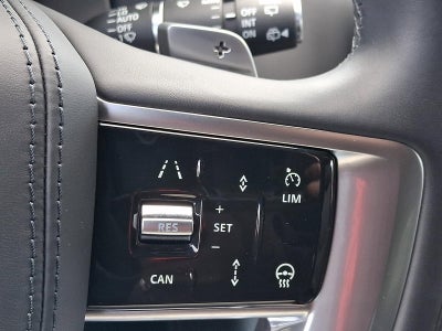 2025 Land Rover Range Rover P400 SE LWB 7 Seat