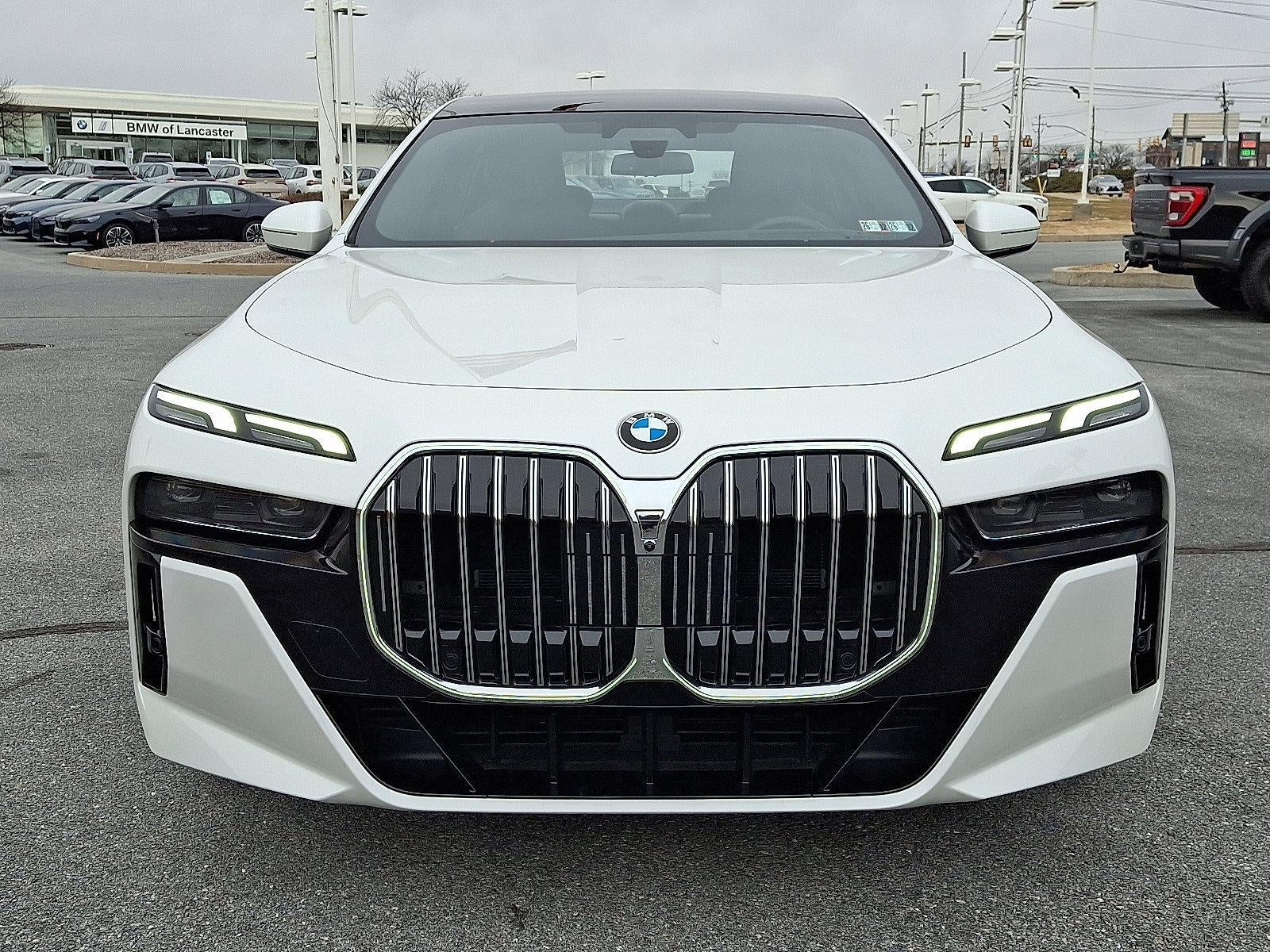 2023 BMW 760i xDrive Sedan