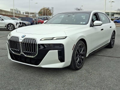 2023 BMW 760i xDrive Sedan
