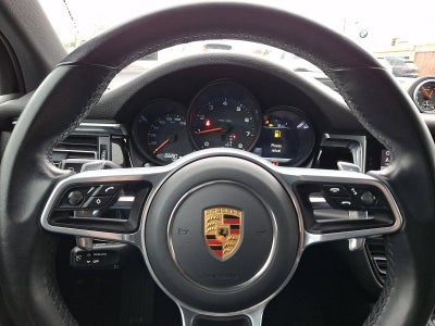 2021 Porsche Macan AWD