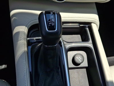 2017 Volvo S90 T6 AWD Momentum