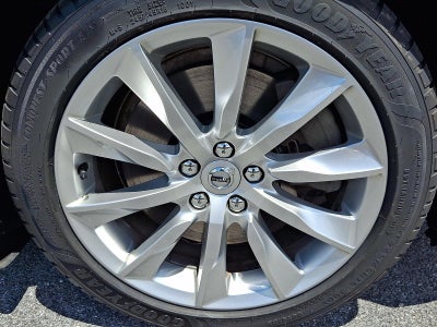 2017 Volvo S90 T6 AWD Momentum