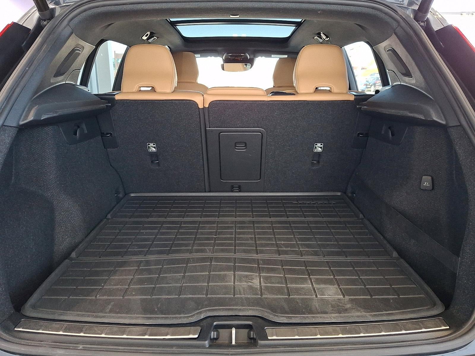 2021 Volvo XC40 T5 AWD Inscription