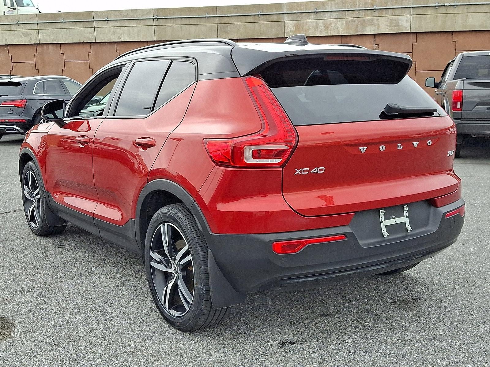 2021 Volvo XC40 T5 AWD R-Design