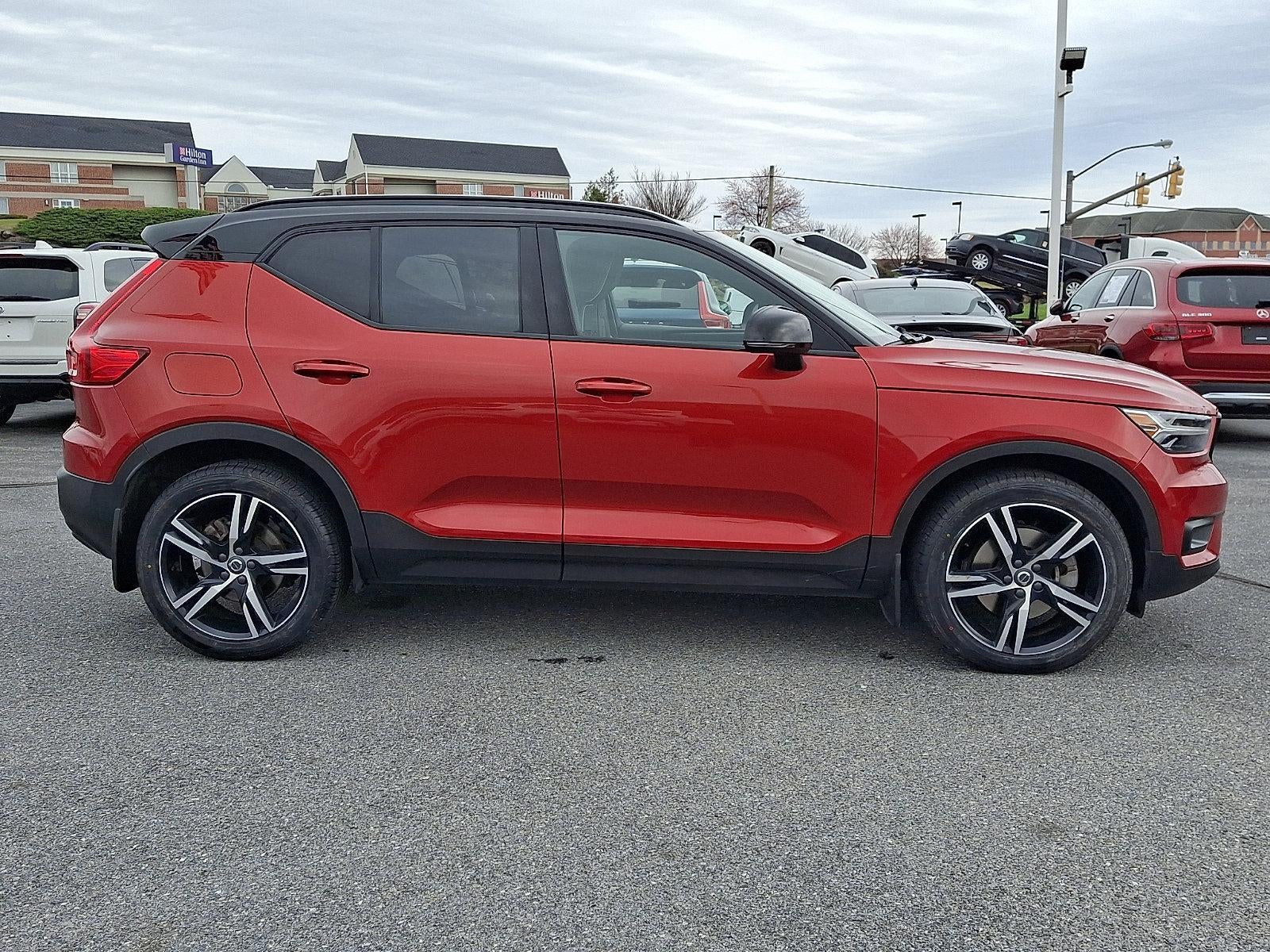 2021 Volvo XC40 T5 AWD R-Design