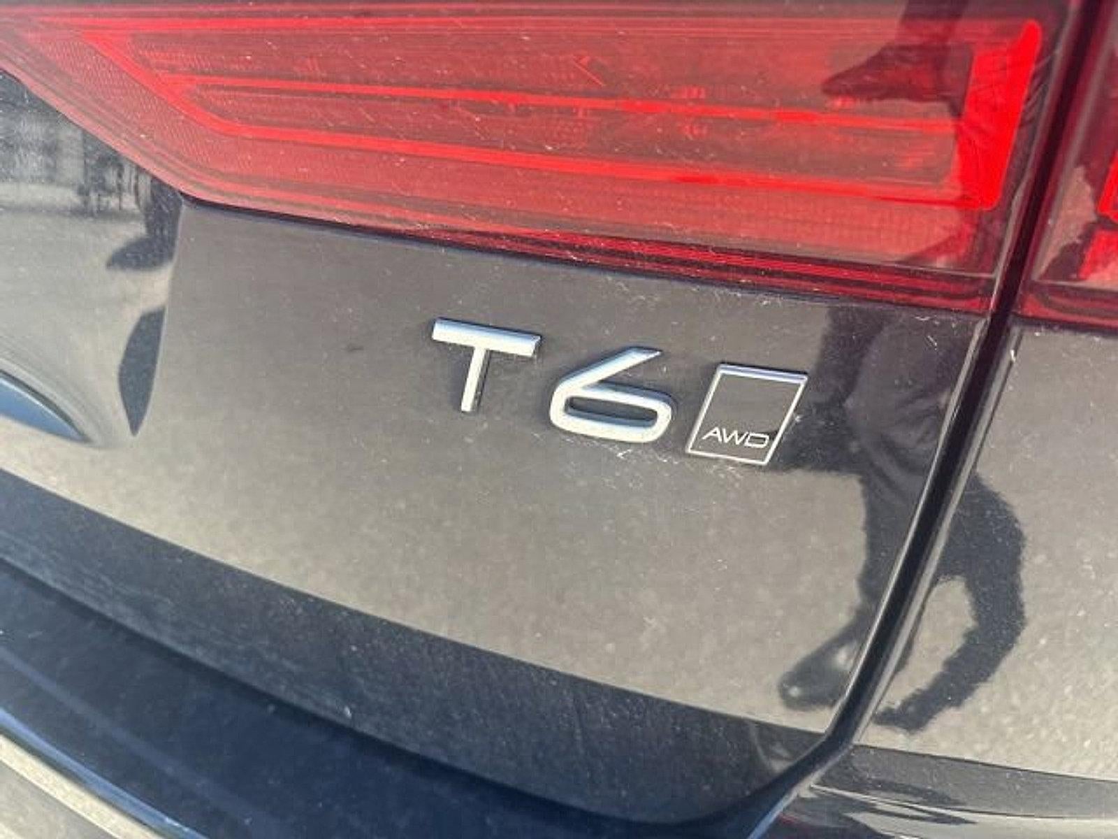 2019 Volvo XC60 T6 AWD Momentum