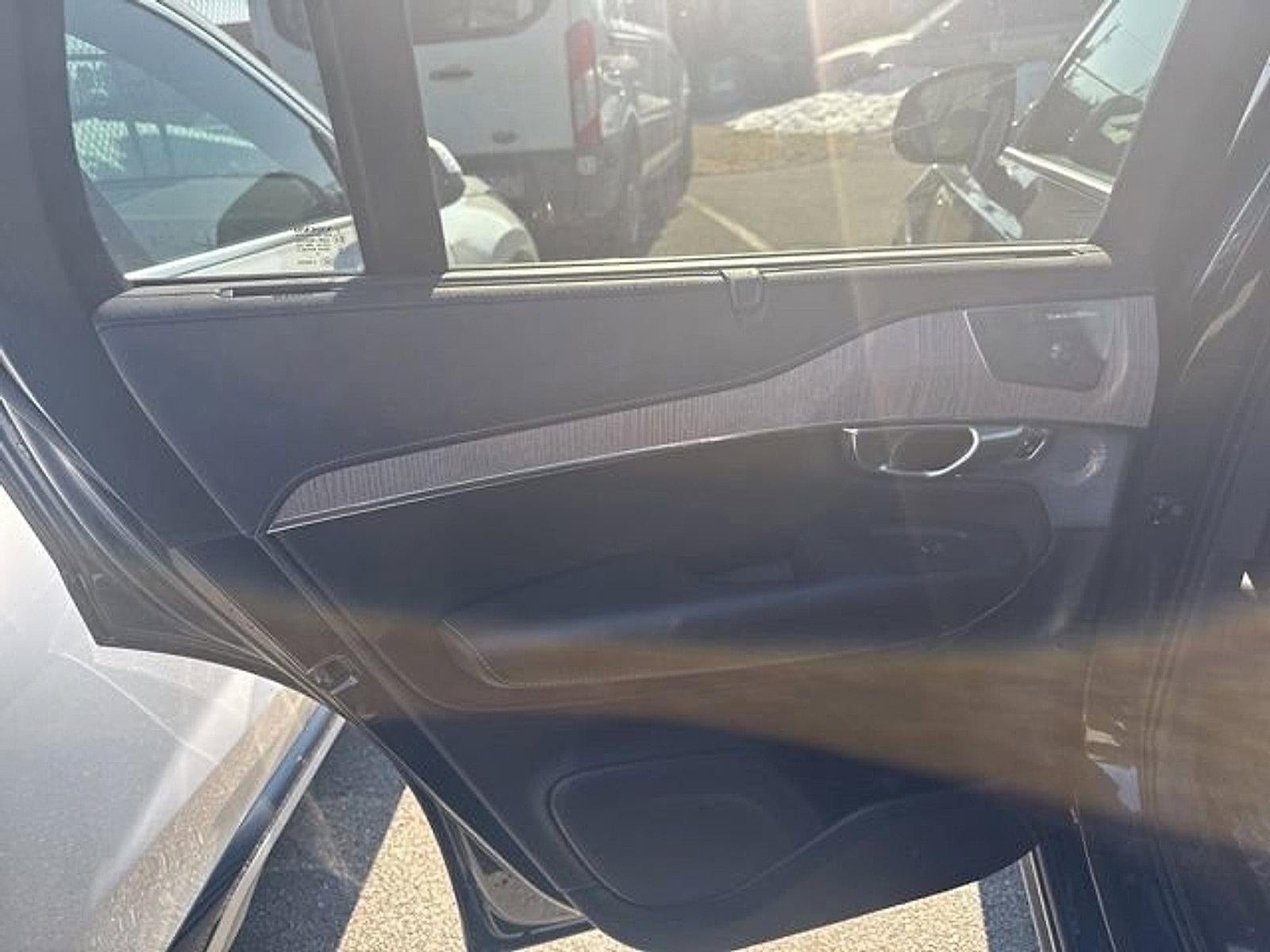 2022 Volvo XC90 Recharge Plug-In Hybrid T8 eAWD PHEV Inscription 7P