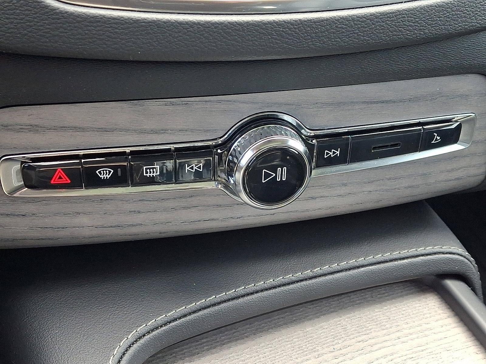 2022 Volvo XC90 Recharge Plug-In Hybrid T8 eAWD PHEV Inscription 7P