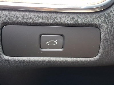 2023 Volvo XC60 B5 AWD Plus Bright Theme