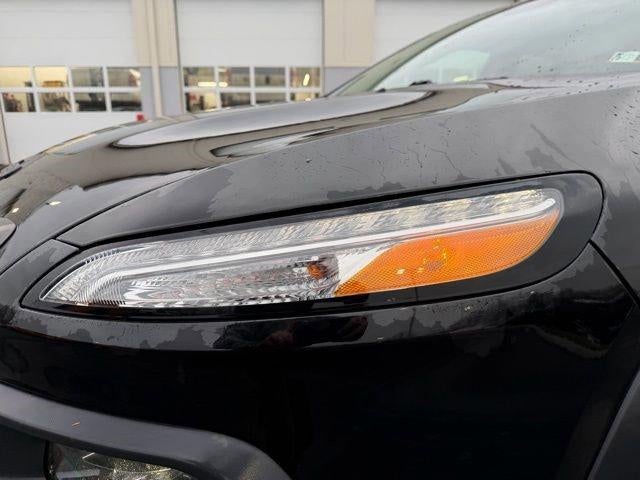 2017 Jeep Cherokee Trailhawk 4x4 *Ltd Avail*