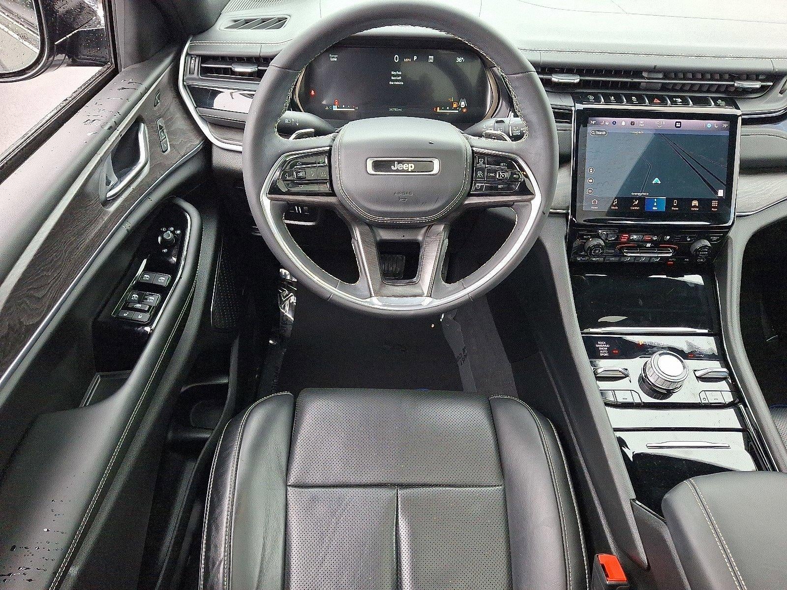 2023 Jeep Grand Cherokee Overland 4x4