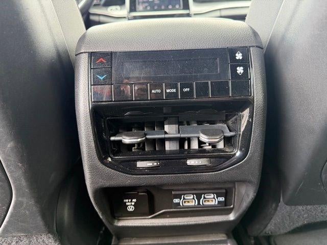 2022 Jeep Grand Cherokee L Altitude 4x4